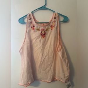 NWT embroidered Tanktop